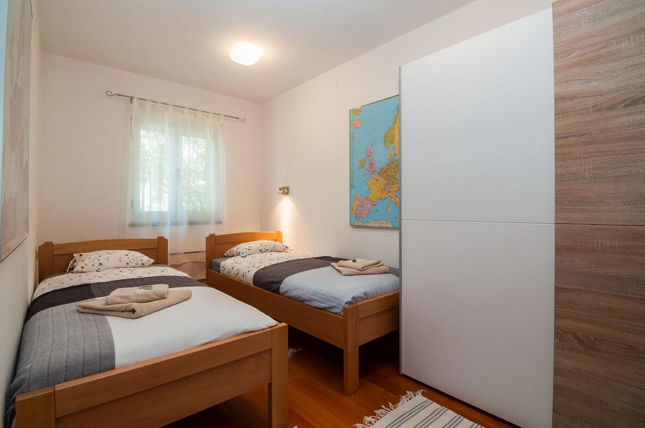 Lara&Dan Apartments 扎达尔 外观 照片